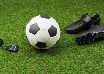 Como trabalhar com futebol sem ser jogador? Conheça 5 profissões