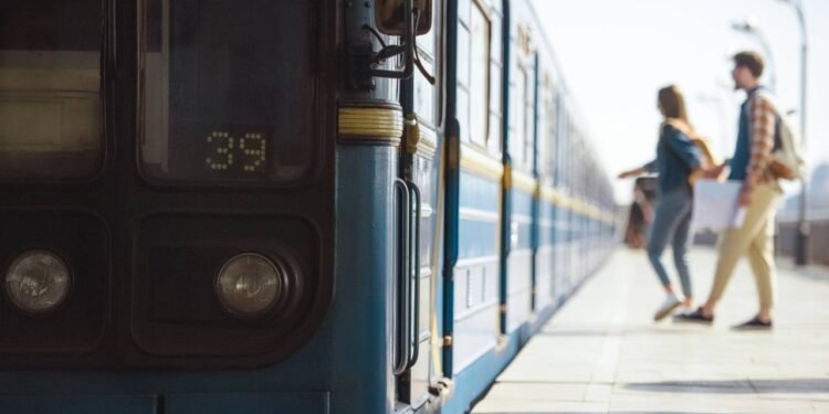 Por que tantos trens descarrilam no Brasil? Entenda as causas