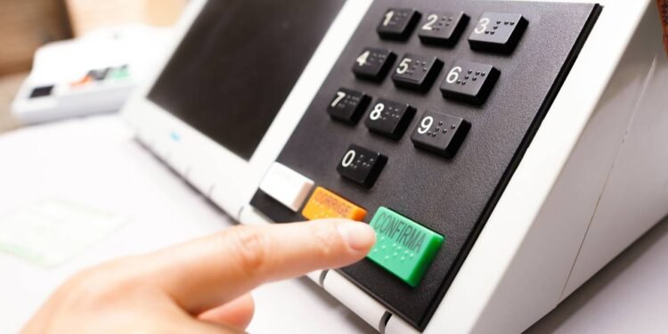 Como ser mesário voluntário e garantir até dois dias de folga no trabalho