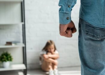 Qual a pena para crimes contra crianças? Entenda o que diz a lei