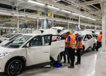 Fábrica da BYD na Bahia já produziu 35 mil carros; veja vagas abertas