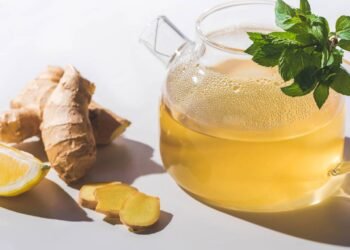 Chá de gengibre: 5 receitas para turbinar a imunidade e aquecer