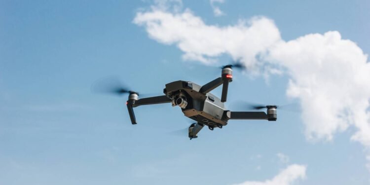 Piloto de drone: a profissão que tem salários de até R$ 15 mil