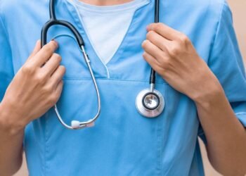 Como é a rotina de um estudante de medicina? Mitos e verdades