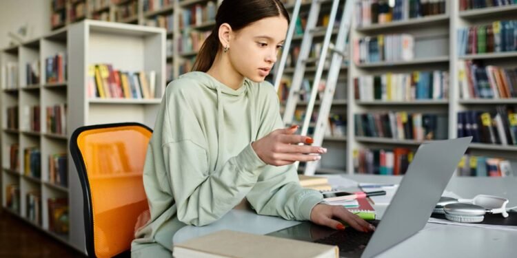 Como usar a inteligência artificial para otimizar seus estudos
