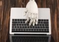 5 vezes em que a Inteligência Artificial foi manipulada e saiu do controle