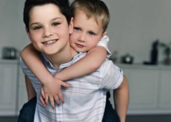 Por que irmãos criados juntos podem ser tão diferentes? A ciência explica