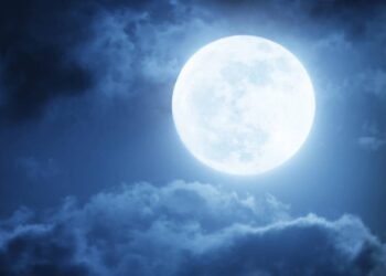 5 aplicativos de astronomia para observar a Lua Azul e outros astros