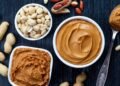 Pasta de amendoim ou de castanha: qual a melhor para sua dieta?