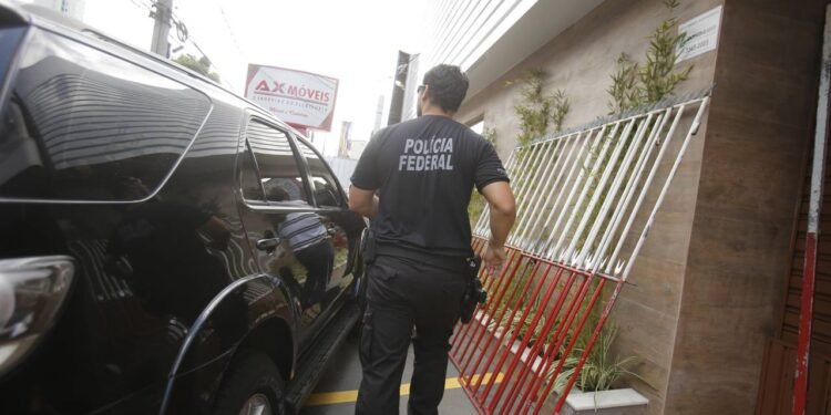 Prisões e investigações: 7 influenciadores que já tiveram problemas com a polícia
