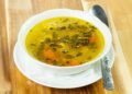 Dieta com sopas: especialista avalia os riscos e benefícios do método