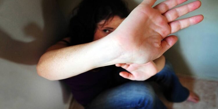 Violência contra a mulher: como denunciar de forma segura?