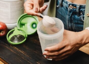 Whey protein no jantar: como usar além dos shakes