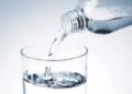 Bactéria na água Crystal: o que é a Pseudomonas e quais os riscos?