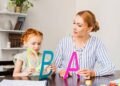 Qual a idade certa para alfabetização infantil? O que diz a ciência