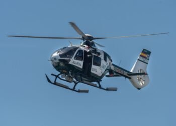 Anjos do ar: a rotina de alto risco dos pilotos de helicóptero no Rio