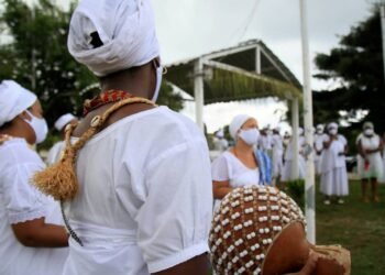Desenho de orixá na escola: o que diz a lei sobre o ensino afro-brasileiro