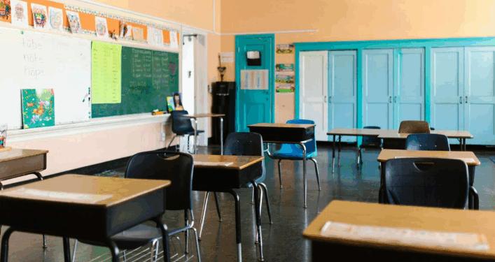 Fé na sala de aula: o que a lei diz sobre religião na escola