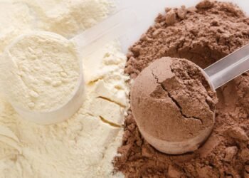 Whey na receita: nutricionista explica os benefícios e os cuidados