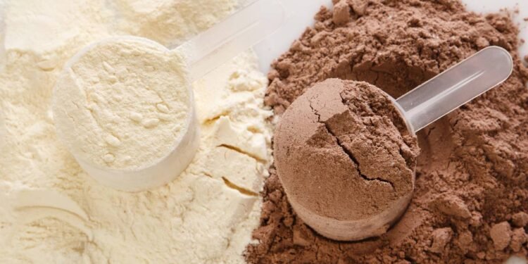 Whey na receita: nutricionista explica os benefícios e os cuidados