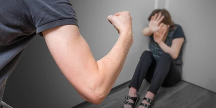 Medida protetiva: como funciona e quem pode solicitar essa proteção?