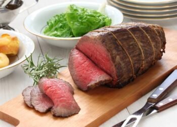 5 truques de chef para deixar sua carne assada sempre suculenta