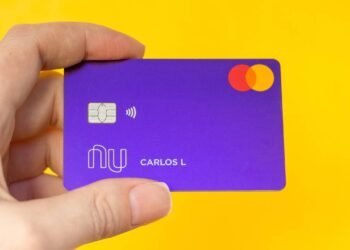 Nubank Croma vale a pena? Compare com outros cartões