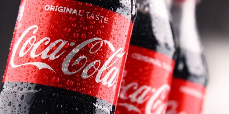 Por que algumas marcas, como a Coca-Cola, nunca mudam seu logo?
