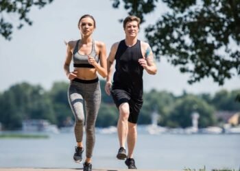 Correr em jejum: o que ciência descobriu sobre queima de gordura