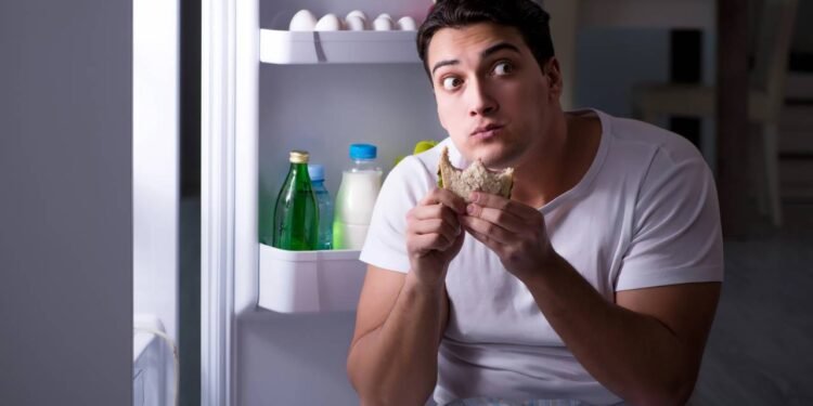 Por que sentimos mais fome no frio? A ciência por trás do desejo por alimentos calóricos