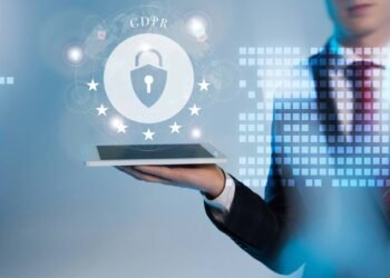Como proteger sua identidade online e gerenciar sua pegada digital