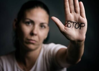 Misoginia não é ‘mimimi’: psicóloga explica os danos à saúde mental