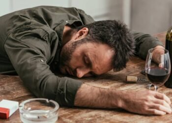 Alcoolismo: como identificar os sinais e onde buscar ajuda profissional