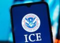 O que é o ICE? Como funciona a 'polícia da imigração' dos EUA