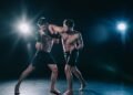O esporte exige muito do corpo; médicos explicam os perigos de concussões cerebrais e as dietas rigorosas para a manutenção do peso na categoria