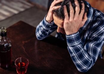 Como a semaglutida age no cérebro para tratar dependência de álcool