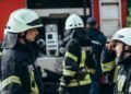 Como lidar com o luto coletivo em equipes de resgate e bombeiros