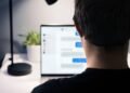 O que é catfishing: como funciona o golpe do falso perfil