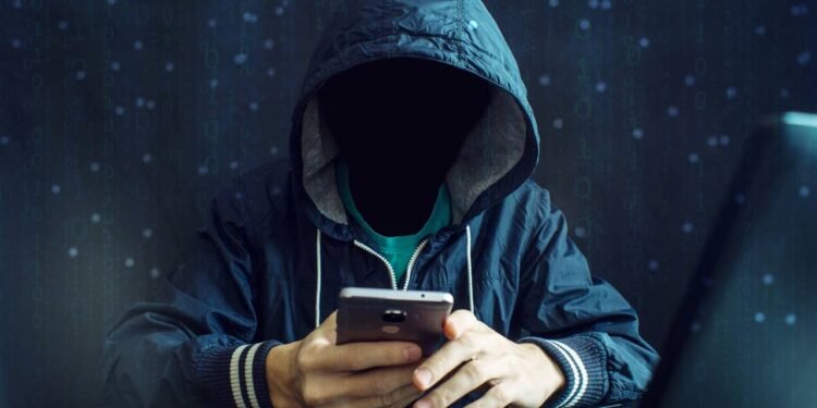 Seu celular pode ser um espião? 7 dicas para se proteger de grampos