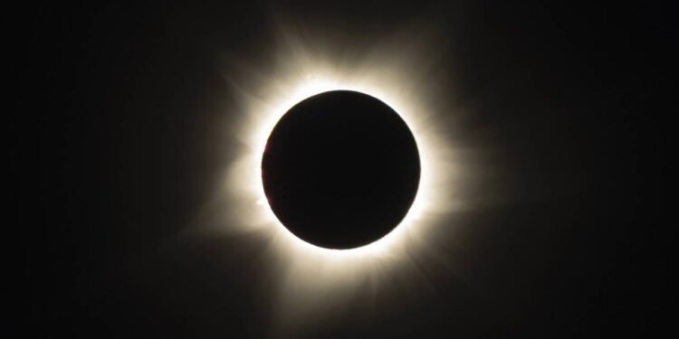 Mitos e lendas sobre o eclipse: o que as culturas antigas pensavam