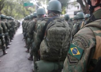 Como ingressar na carreira militar nas Forças Armadas do Brasil