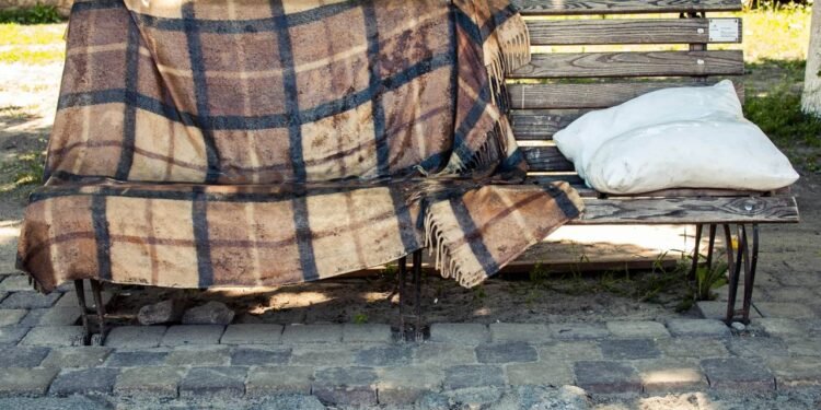 Como funcionam políticas de assistência para a população em situação de rua no DF