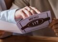 Como a avaliação da crítica guia a criação dos menus de restaurantes