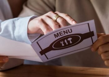 Como a avaliação da crítica guia a criação dos menus de restaurantes