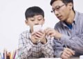 Como pais podem orientar filhos sobre segurança em redes sociais