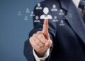 Inteligência artificial transforma contratação e gestão de RH
