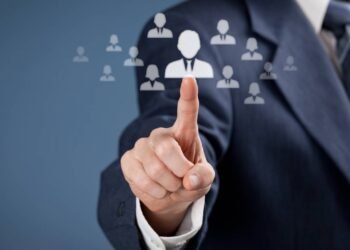 Inteligência artificial transforma contratação e gestão de RH