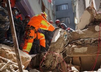 Como funcionam os resgates após terremotos