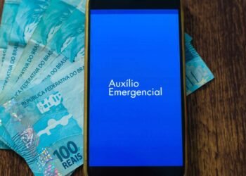 Como contestar a cobrança do Auxílio Emergencial