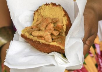 Sabores da Bahia: 5 pratos típicos indispensáveis para provar em Salvador